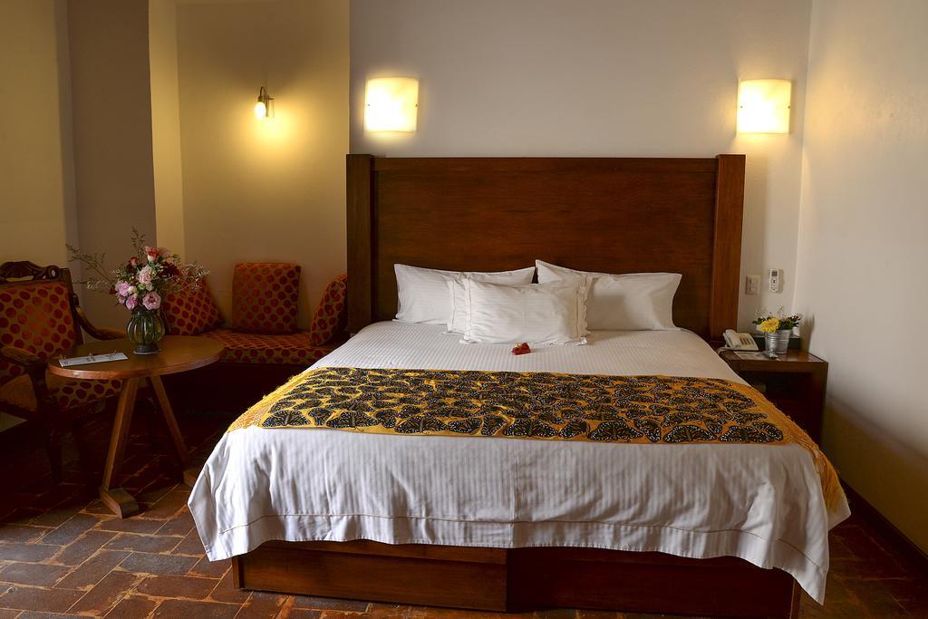 El Serafin Hotel Boutique เกเรตาโร ภายนอก รูปภาพ