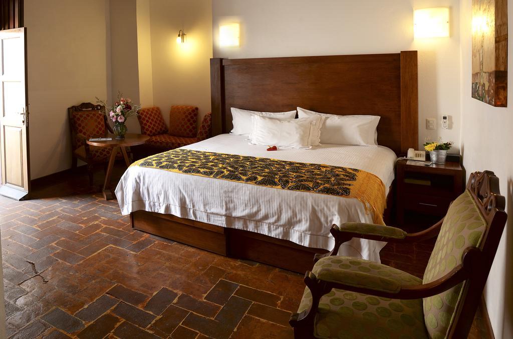 El Serafin Hotel Boutique เกเรตาโร ภายนอก รูปภาพ
